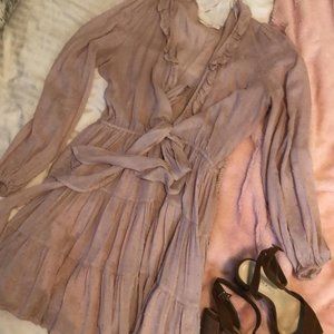 Olive Scent light pink mini dress